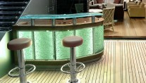 Allogante Bar - Alloy Yachts